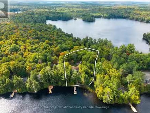 20 Fish Rock Road, Huntsville Chaffey, ON, P1H 2N5 house f.