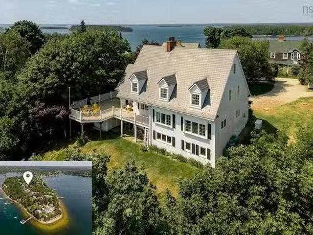 20 Fredas Point Extension, Chester, NS, B0J 1J0 house for sa.