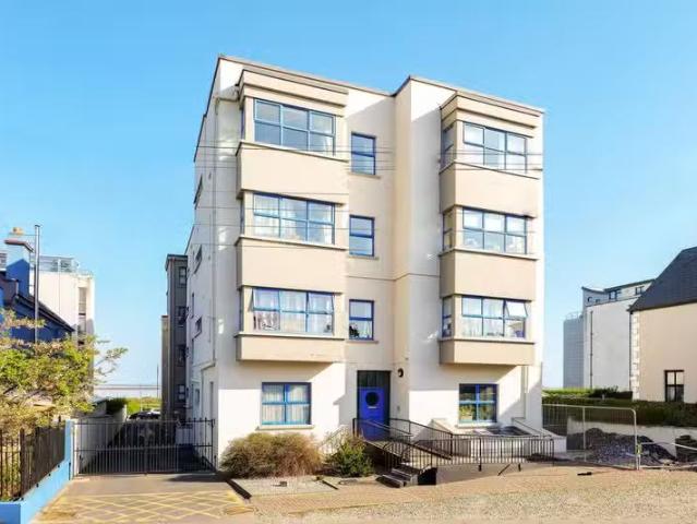 20 Galway Bay Apartments, Salthill, Galway, H91F9K3 is for sale