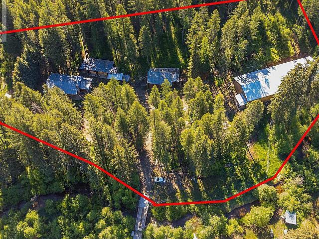 20 Graff Road Beaverdell, British Columbia