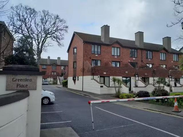 20 Greenlea Place, Terenure, Dublin 6 is for rent