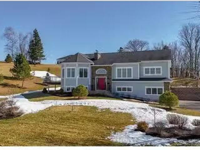 20 Headland Rd, Upper Kingsclear, NB, E3B 0H8 house for sale.