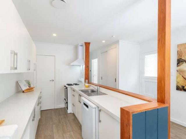 20 Jocelyn Crescent, Pinehaven, Upper Hutt City