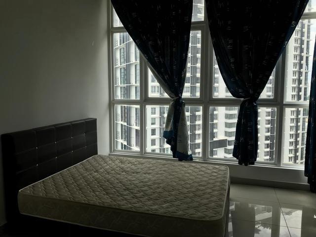 20 JULY AVAILABLE Mutiara Ville 3R2B2CP Fully Furnish Mid Level Unit