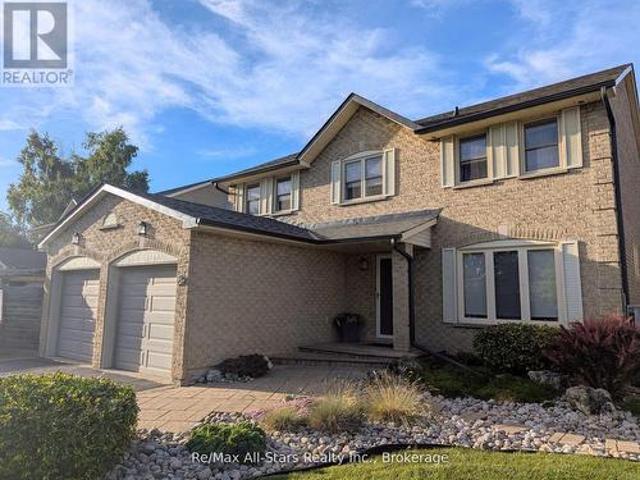 20 Love Crescent, Ajax South West, ON, L1S 4T1 house for sale | Listing ID E13515 | Royal LePage