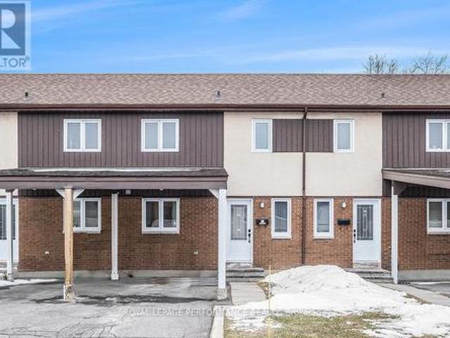 20 Lovell Lane, Ottawa, ON, K2H 9B6 townhouse for sale | Listing ID X12061 | Royal LePage
