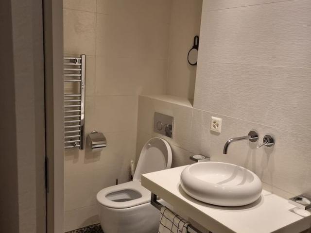 20 m², 1. Stock