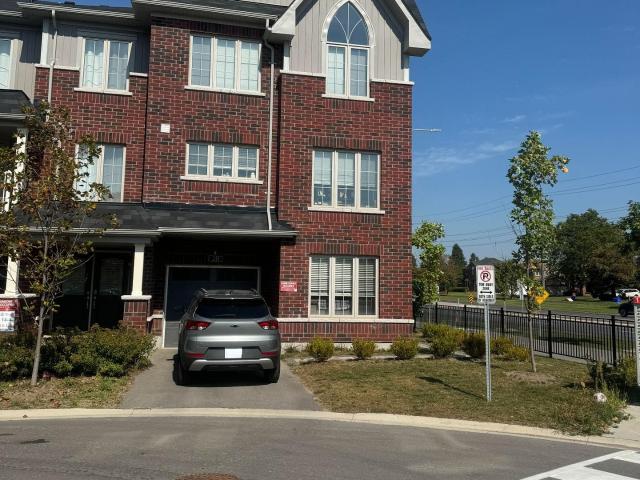 20 Mappin Way, Whitby | For Rent @ $2,900 | Condos. Ca