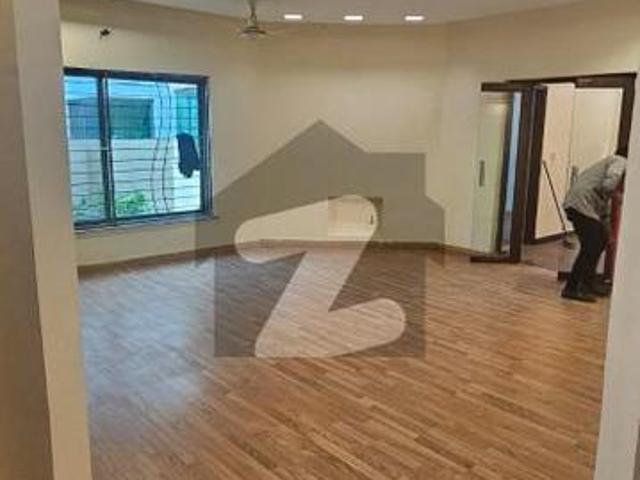 20 Marla 05 Bedrooms Brigadier House Is Available For Sale In Askari 10 Sector D Lahore Askari 10 Sector D