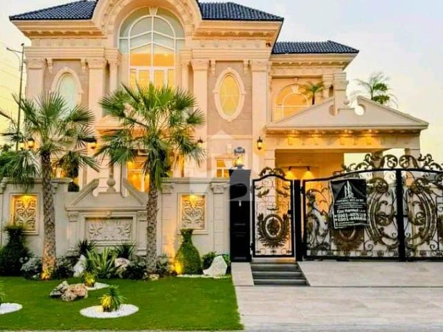 20 Marla Top Quality Build Luxurious Beautiful Spanish Design Villa Full Furnished With Basement 15 Kv Solar Installed For Sale In DHA Lahore Phase 6 Prime Location
