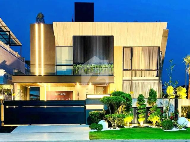 20 Marla Top Quality Build Luxurious Beautiful Ultra Modern Design Villa Sami Furnished With Basement For Sale In DHA Lahore Phase 7 Prime Location