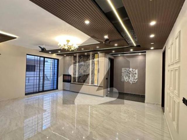 20 Marla Ultra Modern Brand New House For Sale In Valencia Society Valencia Housing Society