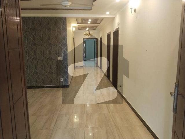 20 Marla Upper Portion For Rent