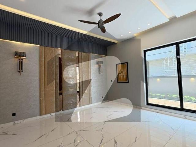20 Marla Designer House Available For Rent Bahria Town Phase 8
