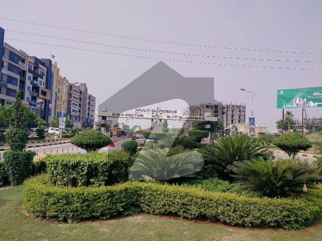 20 Marla Double Road Back Plot Near Markaz Masjid Park