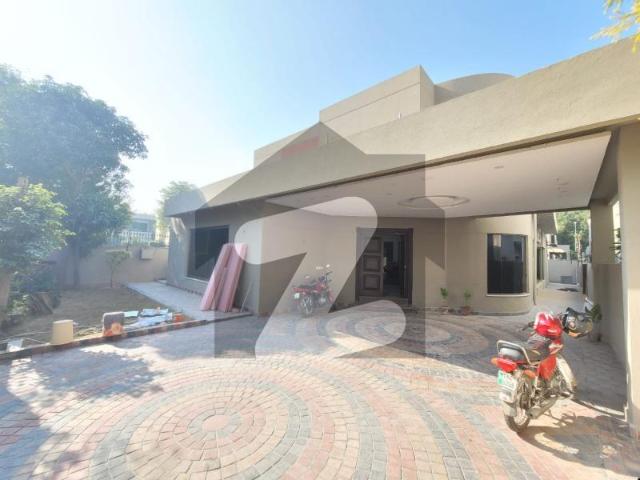 20 marla elegant and fully maintained super hot located bungalow is available in the best block of dha lahore. DHA Phase 5