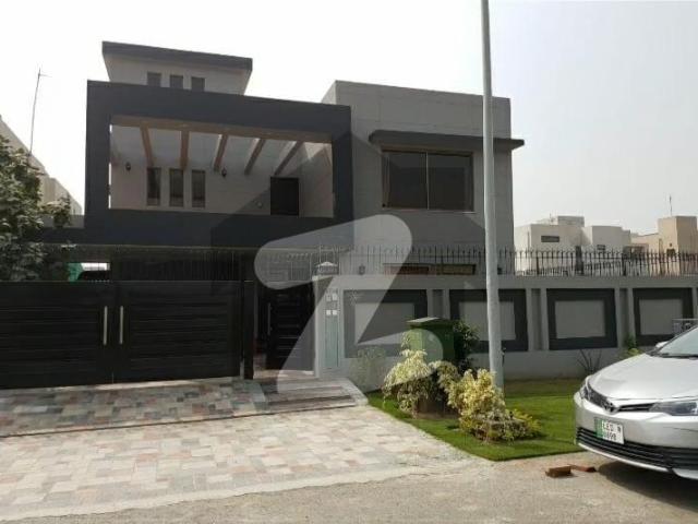 20 marla elegant and fully maintained super hot located bungalow is available in the best block of dha lahore. DHA Phase 6 Block N