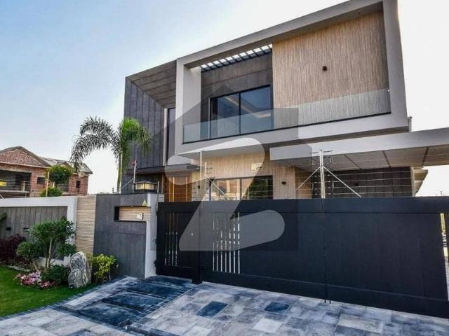 20 marla elegant and fully maintained super hot located bungalow is available in the best block of dha lahore