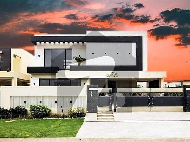 20 marla elegant and fully maintained super hot located bungalow is available in the best block of dha lahore