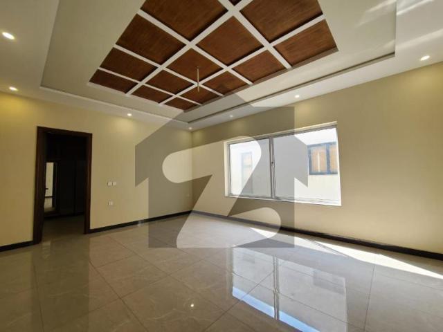 20 Marla House Available For Rent In Abdullah Gardens Canal Road FSD Abdullah Gardens