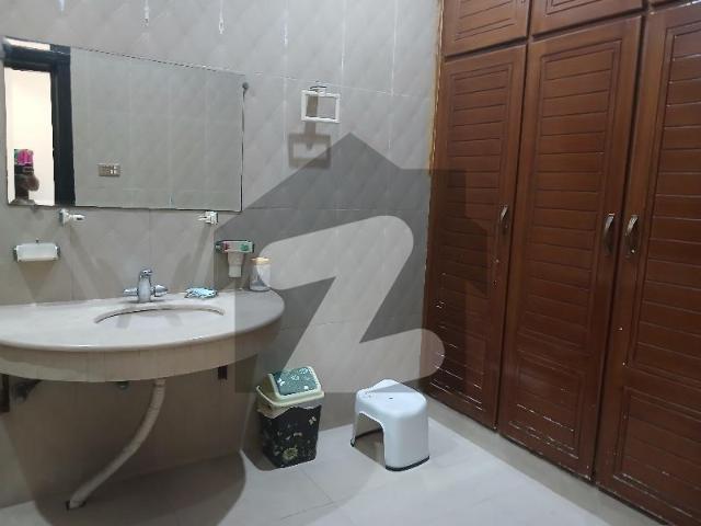 20 Marla House In Raza Garden Canal Road