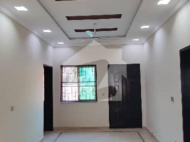 20 Marla Independent House Available For Rent