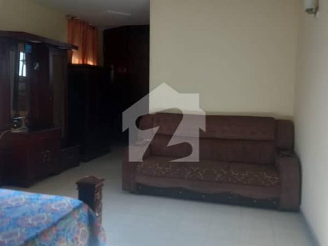 20 Marla Independent House Available For Sale