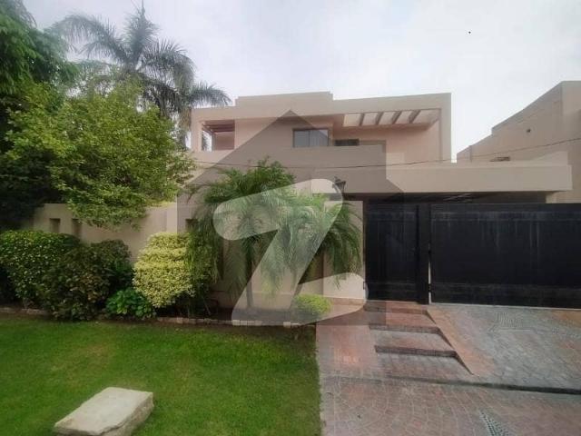 20 Marla Luxury Bungalow For Sale At Prime Location Of DHA Lahore Near To Park, Masjid And Commercial Market