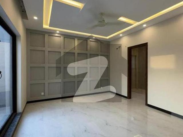 20 Marla Luxury House For Rent PAF Falcon Near CBD Lahore | 6 Beds | Prime Location PAF Falcon Complex