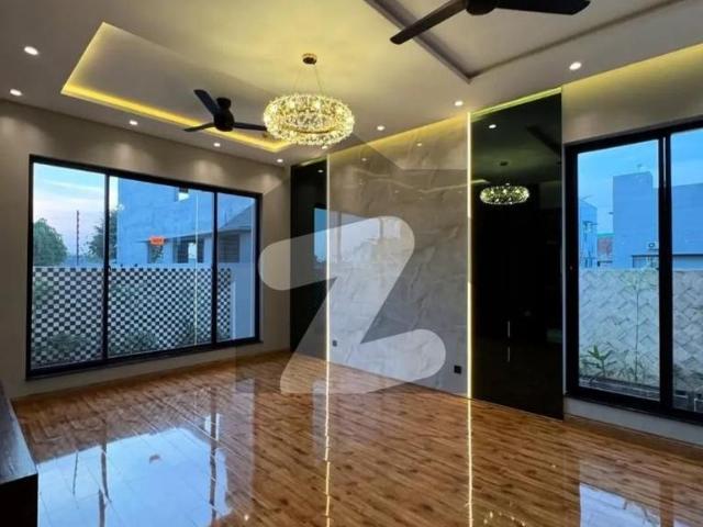 10 Marla Modern House For Sale Bankers Avenue Cooperative Housing Society