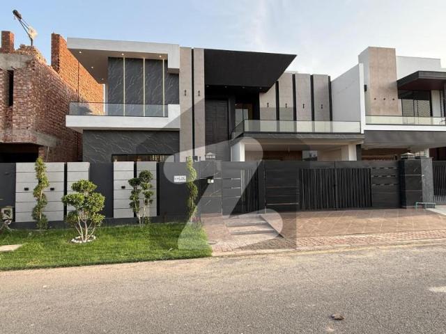 20 Marla Newly Stylish House For Sale Royal Orchard Block A