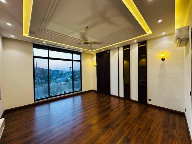 20 Marla Out Standing Top Quality Bungalow Hot Location For Sale At Very Reasonable Price