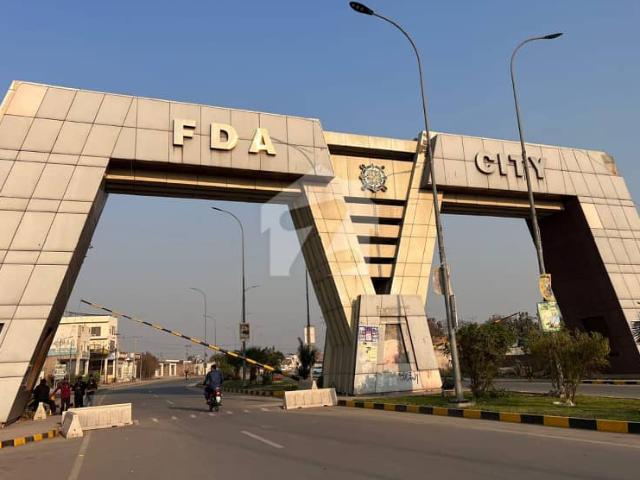 20 Marla Plot For Sale In F3 Block FDA City