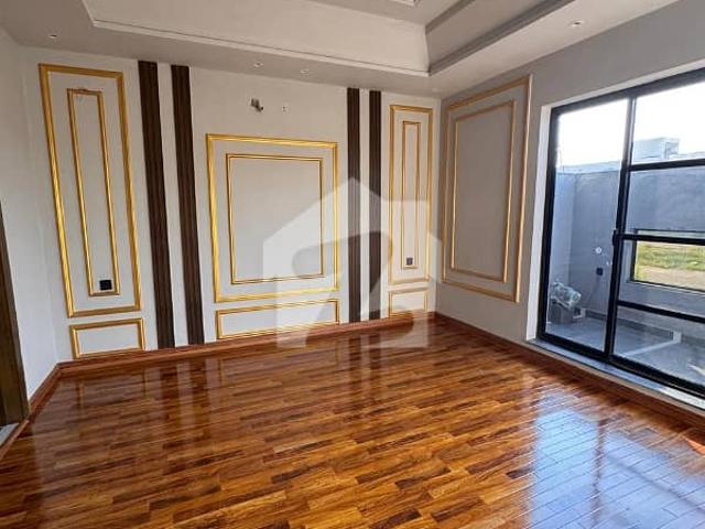 20 Marla Solid Construction House Saeed Colony