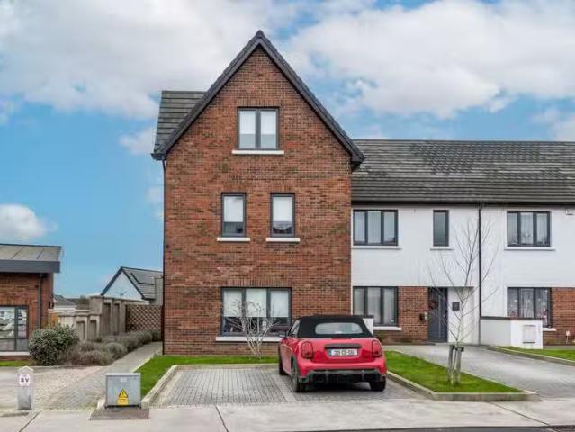 20 Muileann Drive, Swords, Co. Dublin, K67N9T7 is for sale