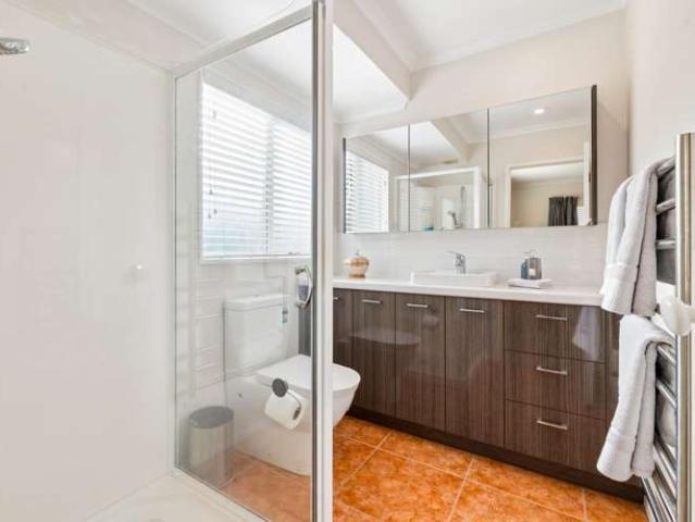 20 Palmcrest Grove, Highland Park, Manukau City