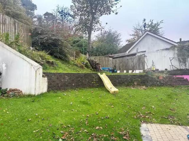 20 Rhanbuoy Gardens