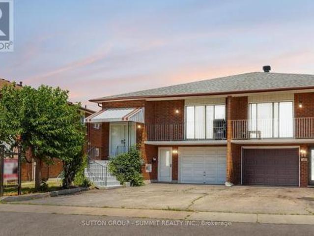 20 Sawmill Road, Toronto, ON, M3L 2M2 house for sale | Listing ID W13584 | Royal LePage