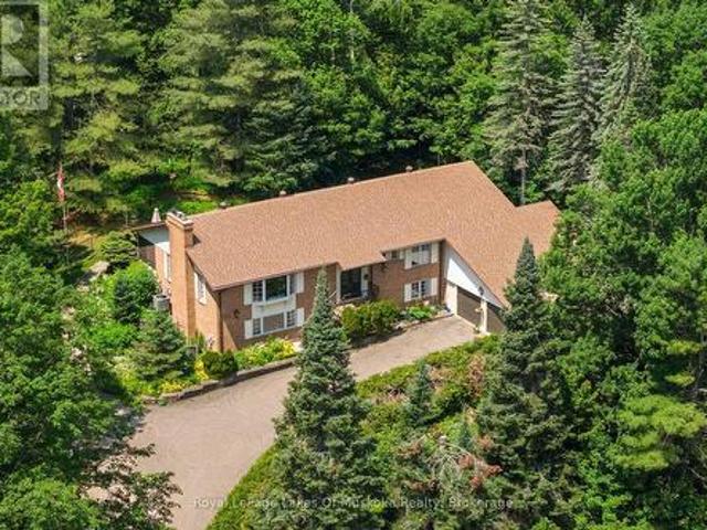 20 South Muskoka Drive, Bracebridge Macaulay, ON, P1L 1M4 house for sale | Listing ID X13517 | Royal LePage