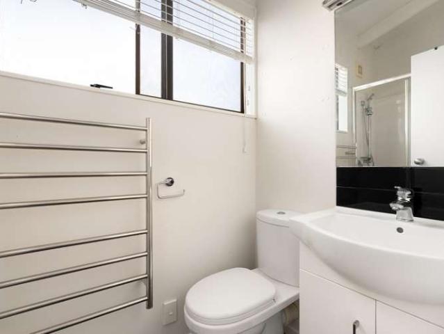 20A Onepoto Road, Hauraki, North Shore City