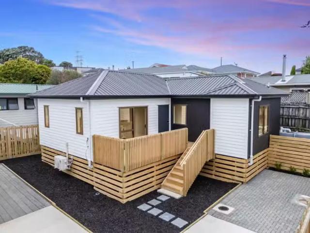 20B Subritzky Avenue, Mount Roskill, Auckland City