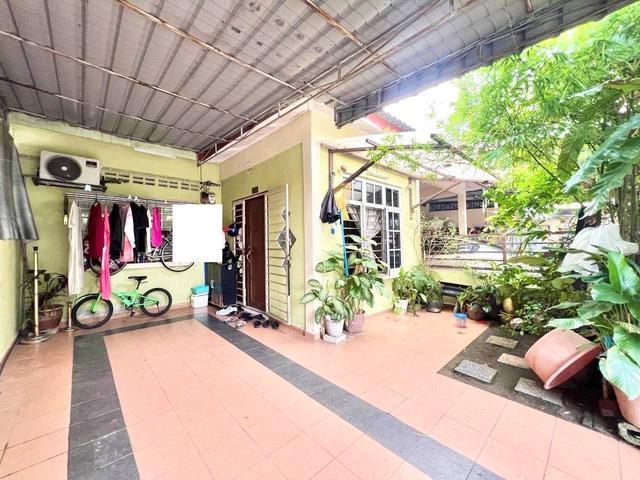 20X65 Freehold Renovated Single Storey Sec 5 Bdr RinchingSemenyih