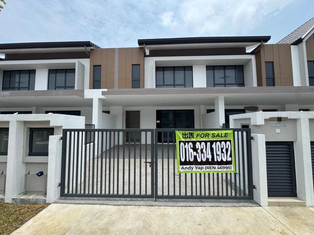 20x70 2 Storey Terrace House Blooming Kota Emerald Rawang