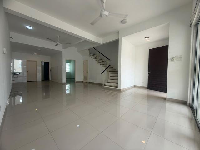 20x70 2 Storey Terrace House Taman Botanik Kundang Estates Rawang