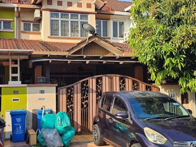 20X70 TERMURAH Renovated 2 Storey Terrace Section 23 Shah Alam