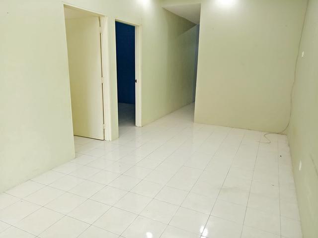 20x70 Full Loan 4 Room Pekan Kapar Town Taman Saga Damai Intan Jaya