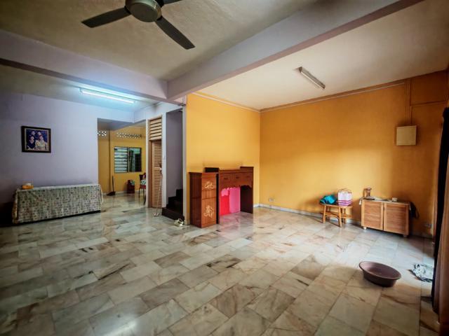 20x70 kitchen extend Taman Len seng charas Alam Damai connaught 2sty