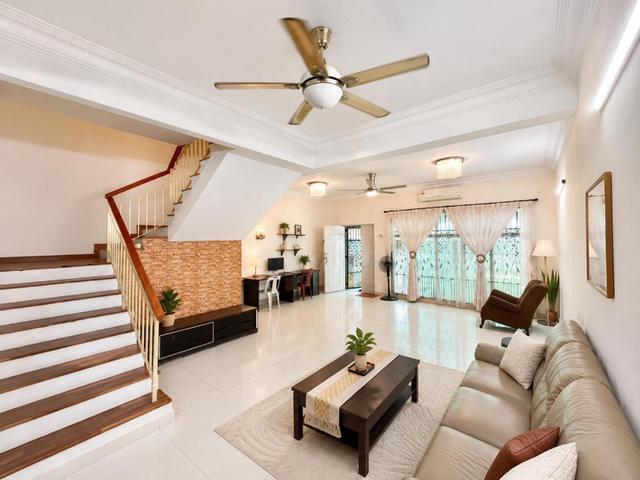 20x75 RENOVATED 2Storey Terrace Taman Putra Impiana Puchong