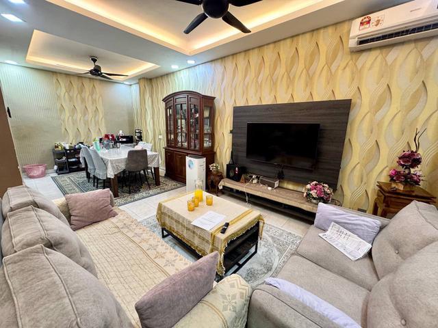 20x89 FREEHOLDMOVE IN CONDITION Double Storey Sg Udang Klang