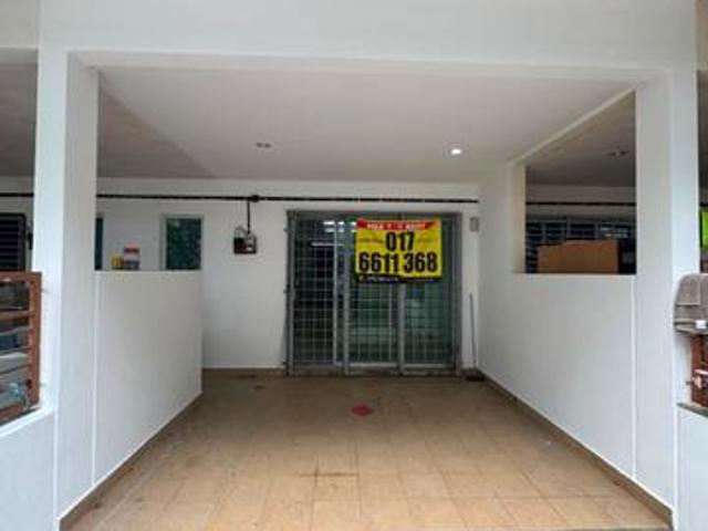 20x90 Town House Zenith Residence Bukit Serdang Ground Floor